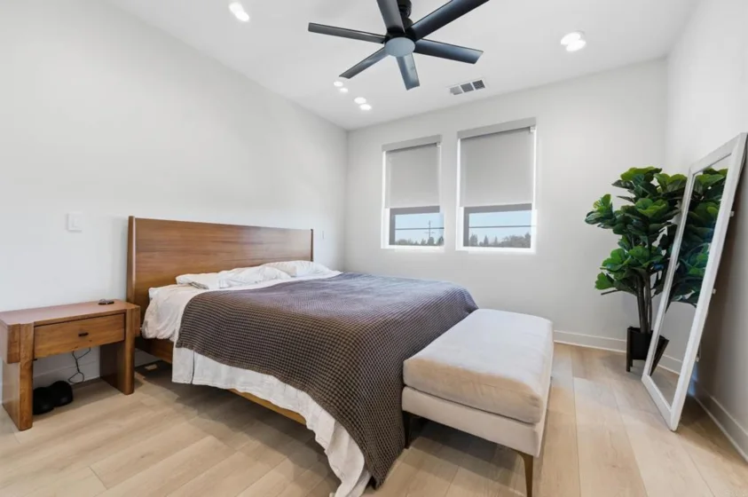 370 Volary Glen photo 17