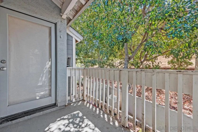 1564 Tanglewood Lane #15 photo 20
