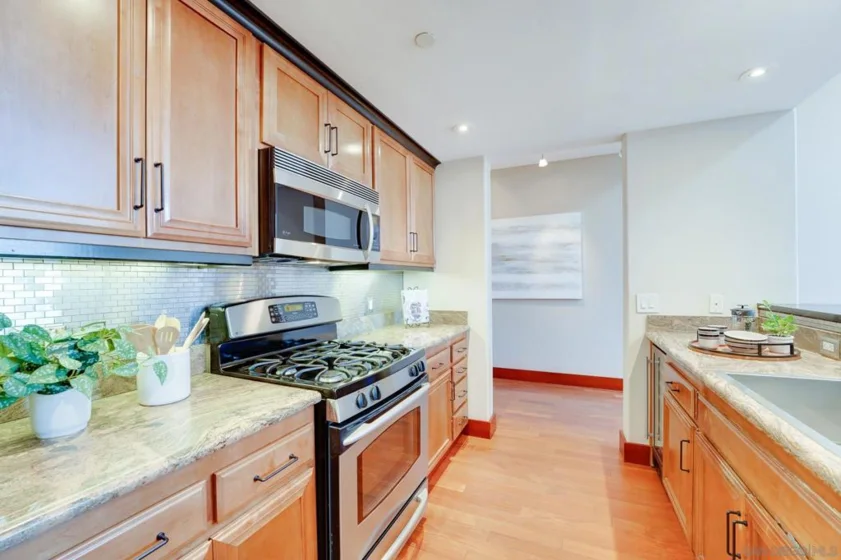 3990 Centre Street #307 photo 8
