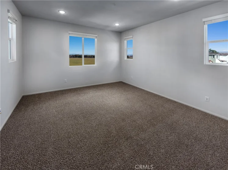 40128 Campus De Lujo photo 4
