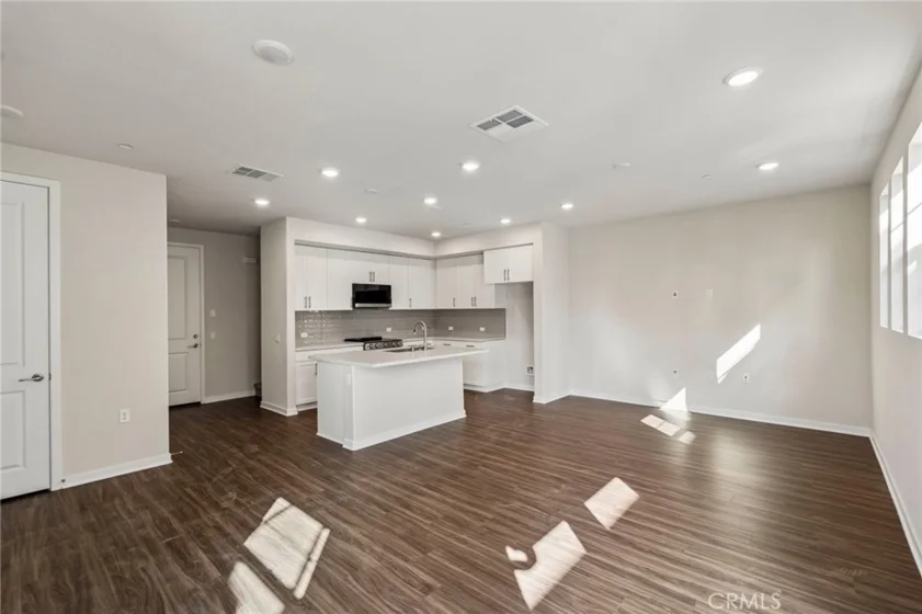 3157 Teralina Circle photo 4