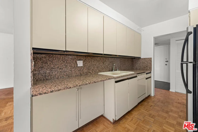 1300 Midvale Avenue #408 photo 15