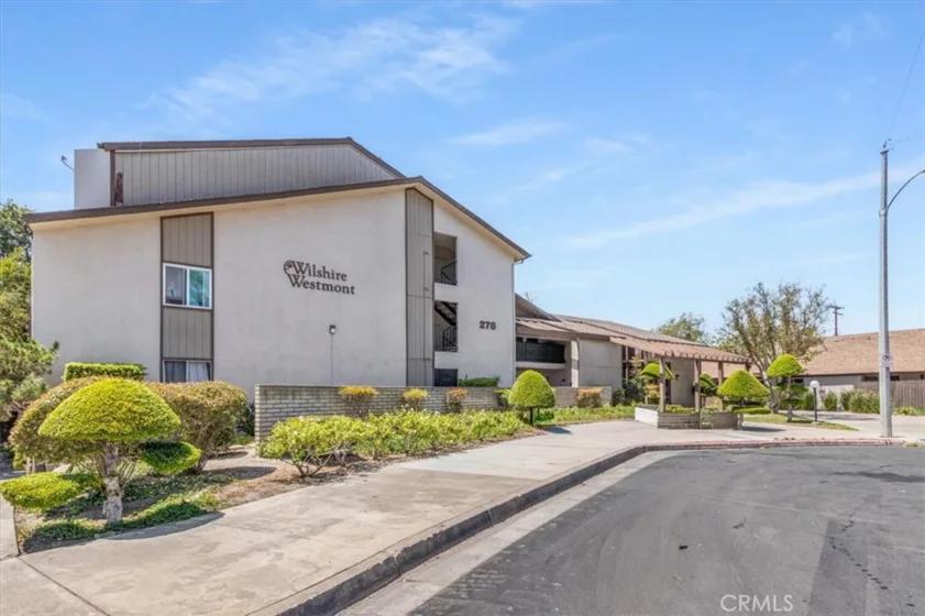 278 N Wilshire #129 photo 1