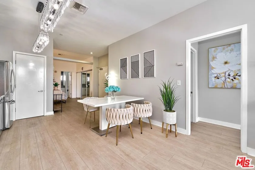 3810 Wilshire Boulevard #408 photo 30
