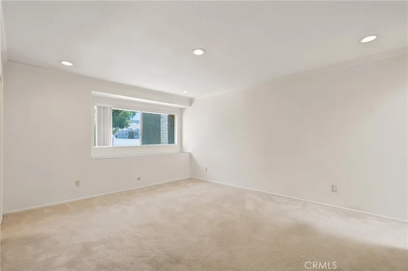 11786 Moorpark Street #F photo 5