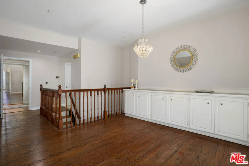 10630 Eastborne Avenue #306 photo 11