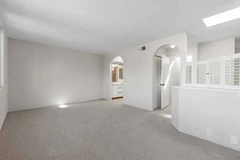 4070 Riviera Drive #5 photo 20