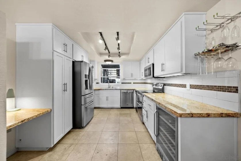 1806 Mckee Street #A2 photo 2