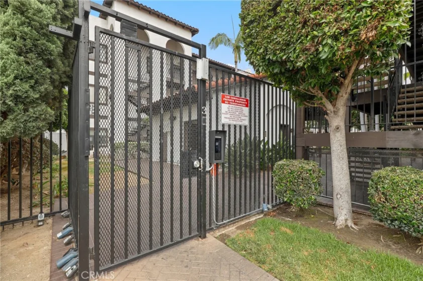 17200 Newhope Street #334 photo 28