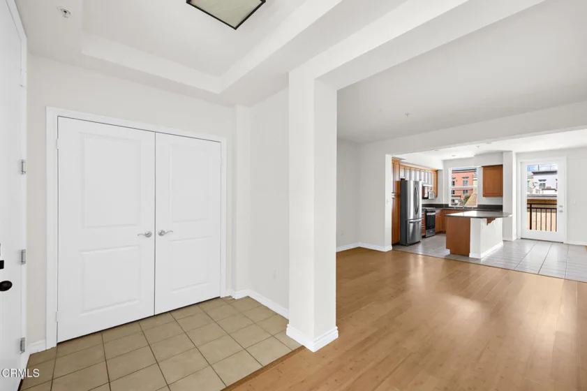 85 E Commonwealth Avenue #3D photo 4