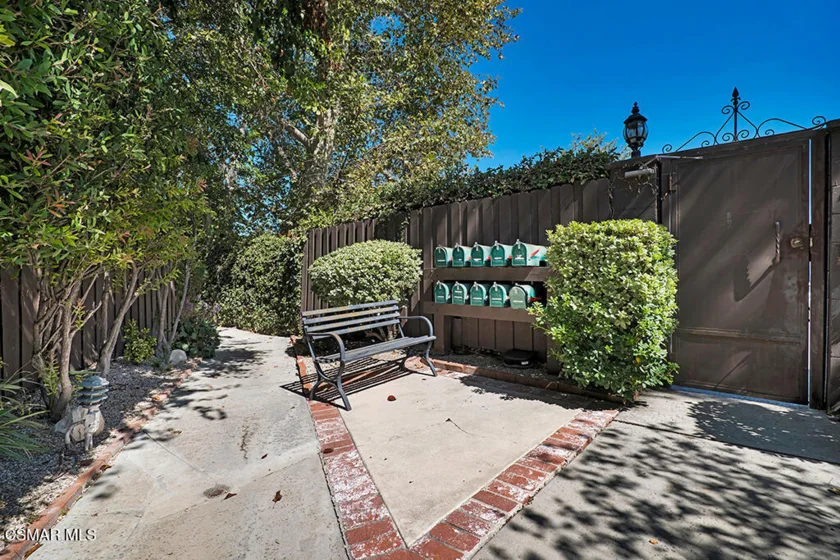 23767 Burbank Boulevard photo 38
