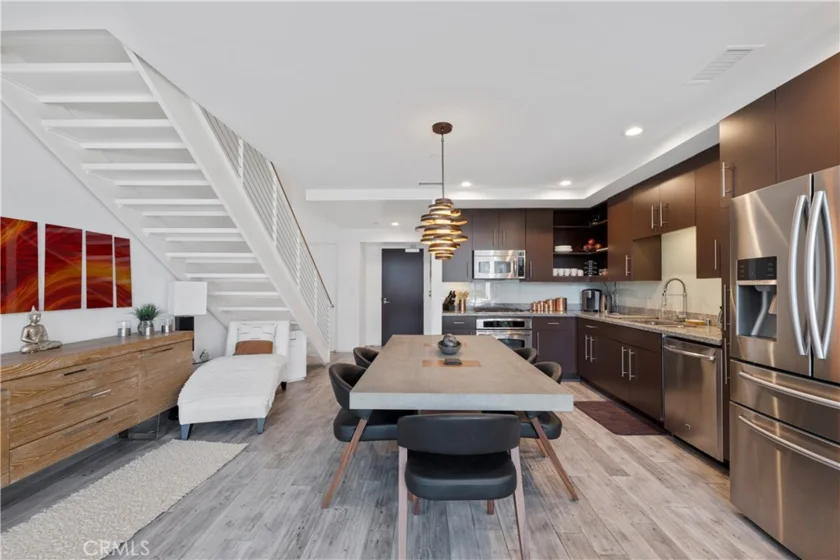 1100 Wilshire Boulevard #1707 photo 8