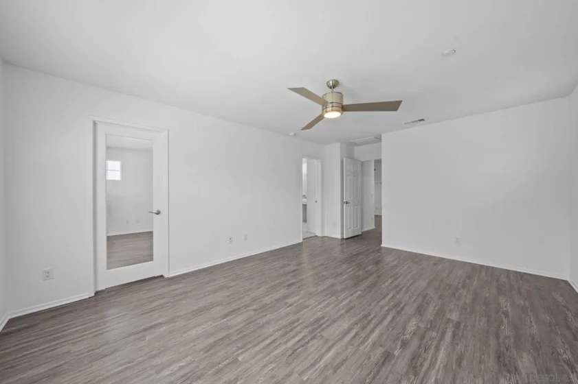 41917 Zafra Street photo 35