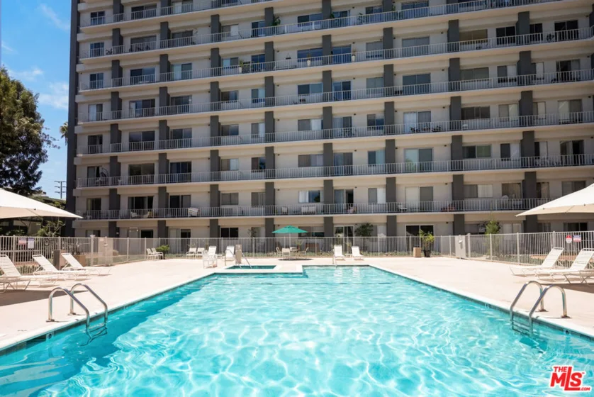 100 S Doheny Drive #811 photo 10