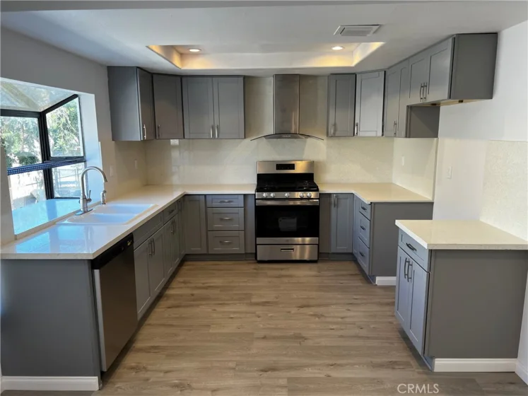 19431 Sherman Way #9 photo 1