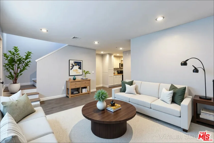 2020 W 23rd Street #18 photo 1