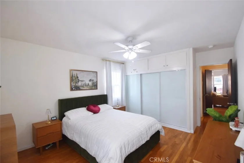 1334 E 1st Street #12 photo 17