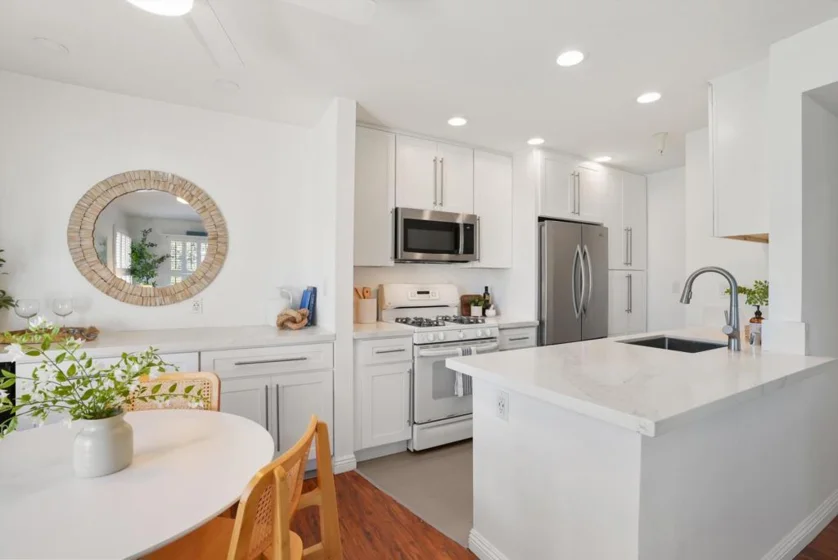 18242 Parkview Lane #208 photo 9