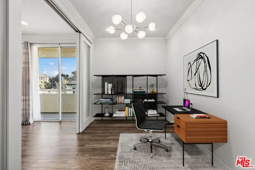 1002 S Burnside Avenue #203 photo 6