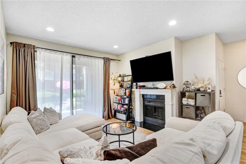 10610 N Lakeside Drive #209 photo 7