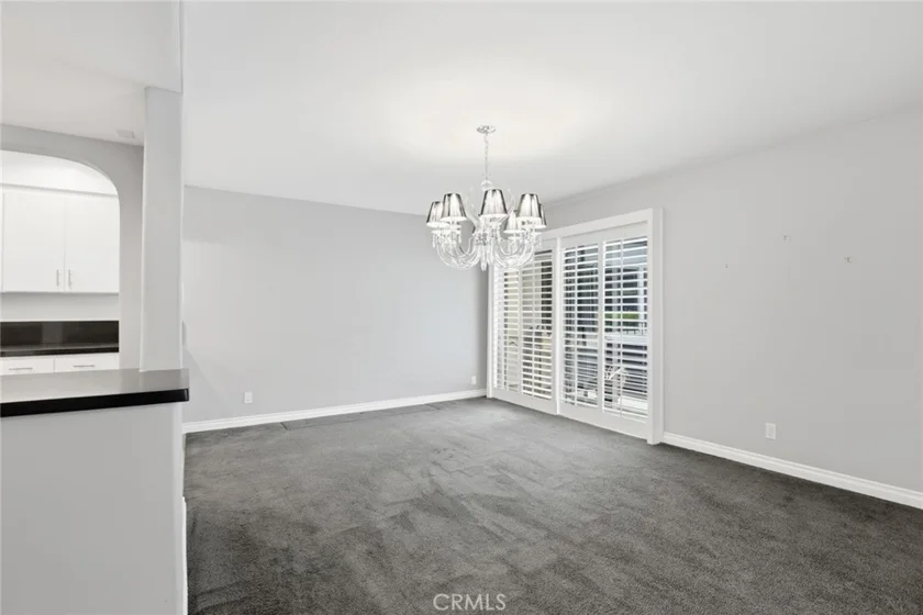 16012 Moorpark #302A photo 11
