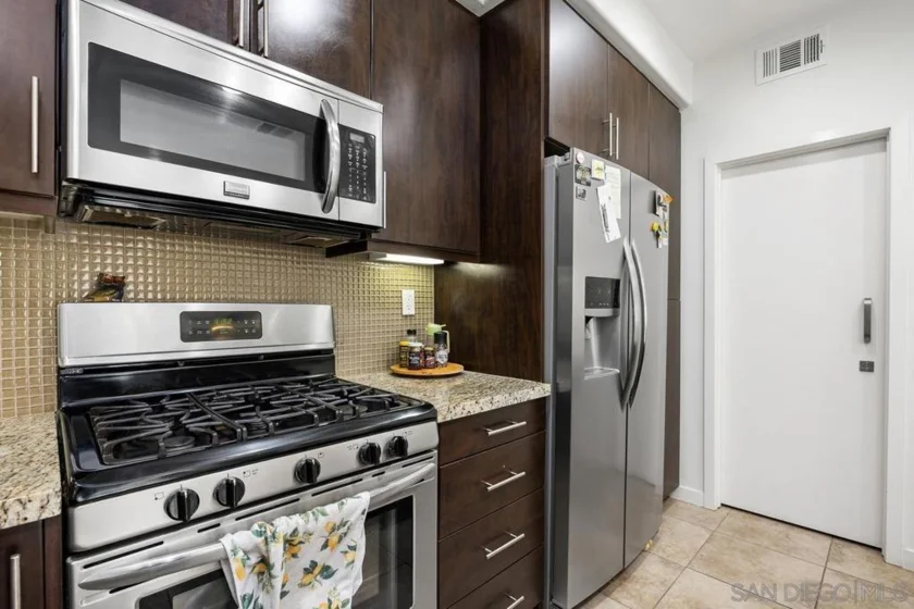 2230 Indus Way photo 7