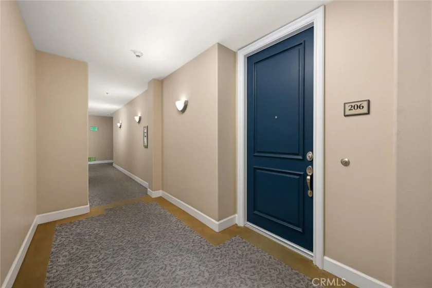 128 N Oak Knoll #206 photo 7