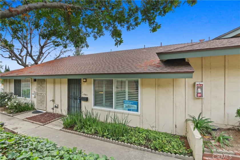 17941 Yorba Linda Boulevard photo 1