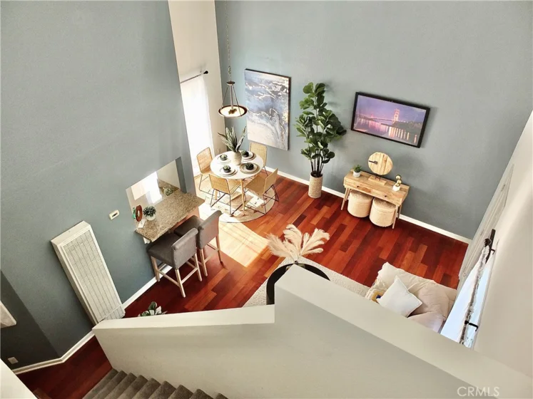 1055 Orizaba Avenue #17 photo 1