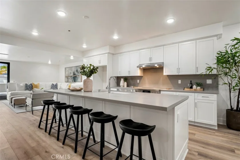 24722 Del Prado #303 photo 14