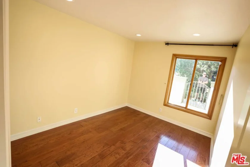 17097 Palisades Circle photo 11
