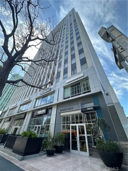 3810 Wilshire Boulevard #503 photo 1