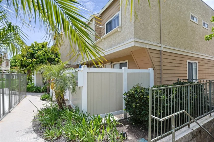 290 Victoria Street #29 (F8) photo 34