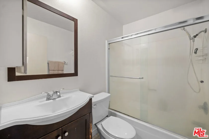 525 La Fayette Park Place #115 photo 15