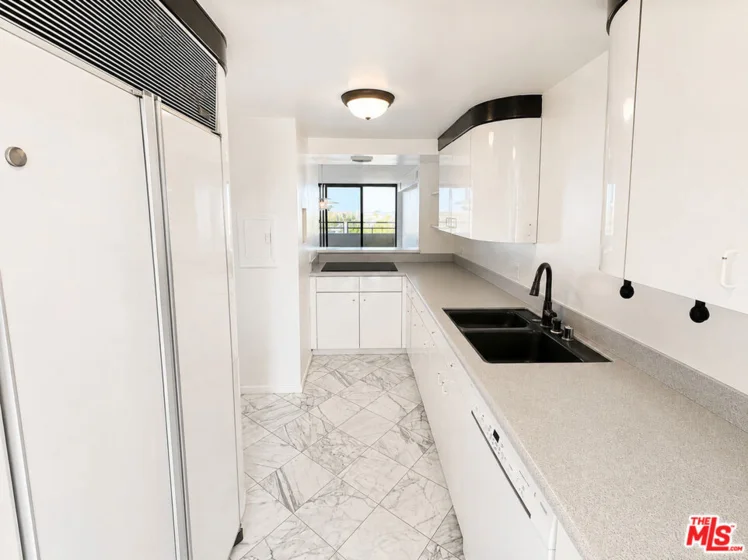 4316 Marina City Drive #519 photo 24
