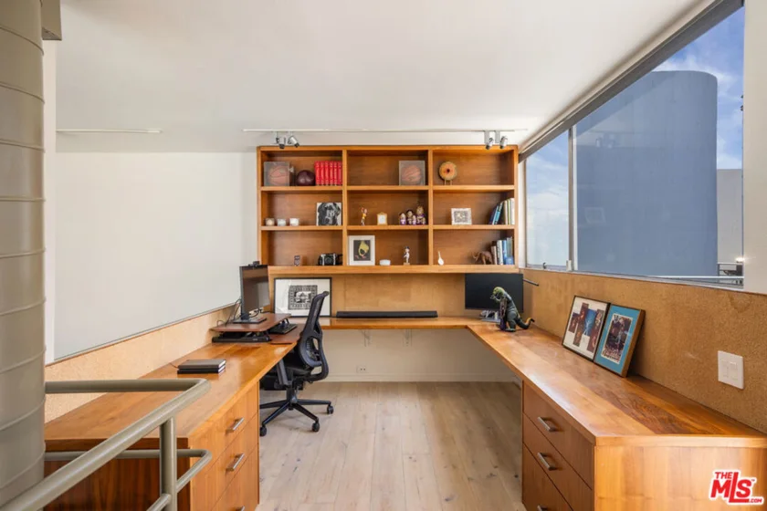 2433 28th Street #B photo 13