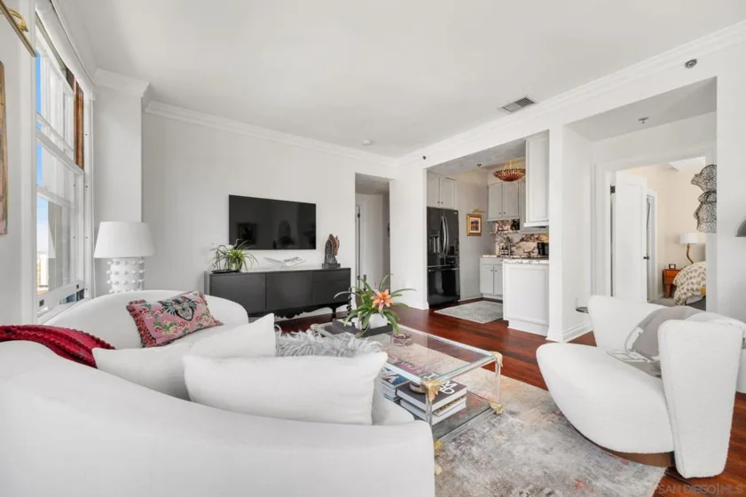 702 Ash Street #704 photo 19