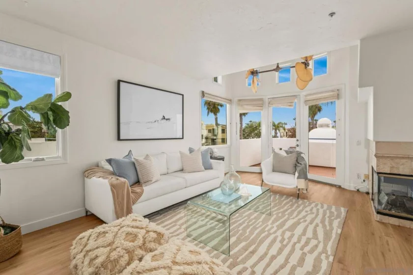 5437 La Jolla Boulevard photo 46