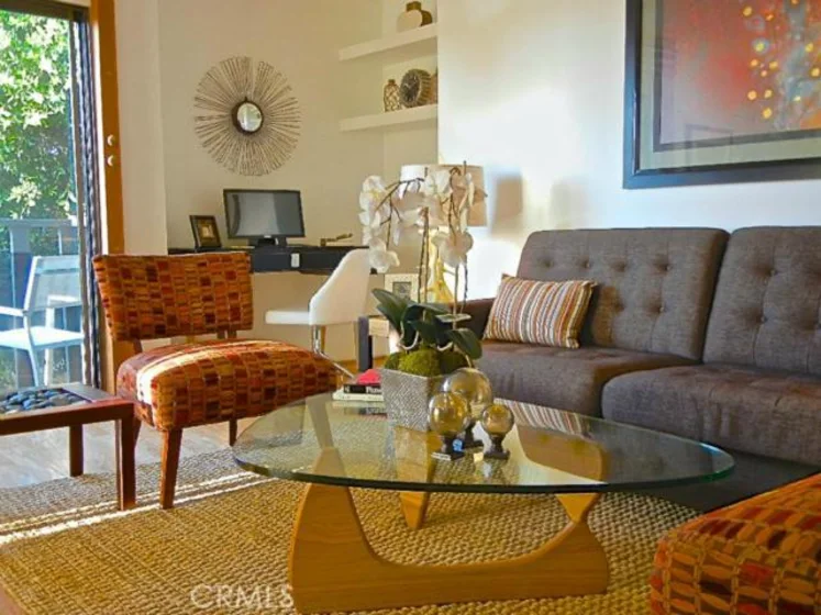 302 Ashland Avenue #201 photo 1