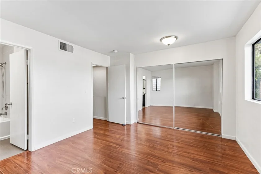 15113 Saticoy Street #25 photo 14