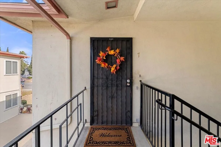 715 Larch Street #7 photo 1