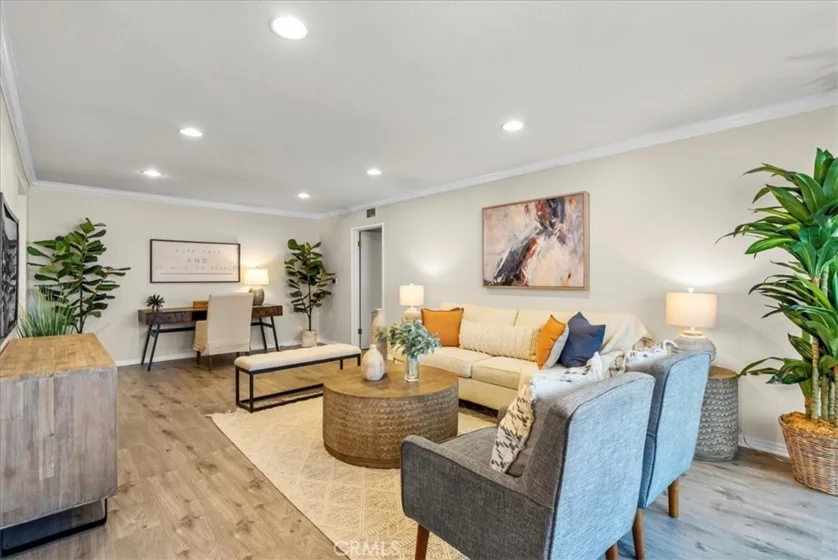 4637 Willis Avenue #209 photo 1