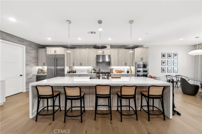 8892 Los Coyotes Court #260 photo 8