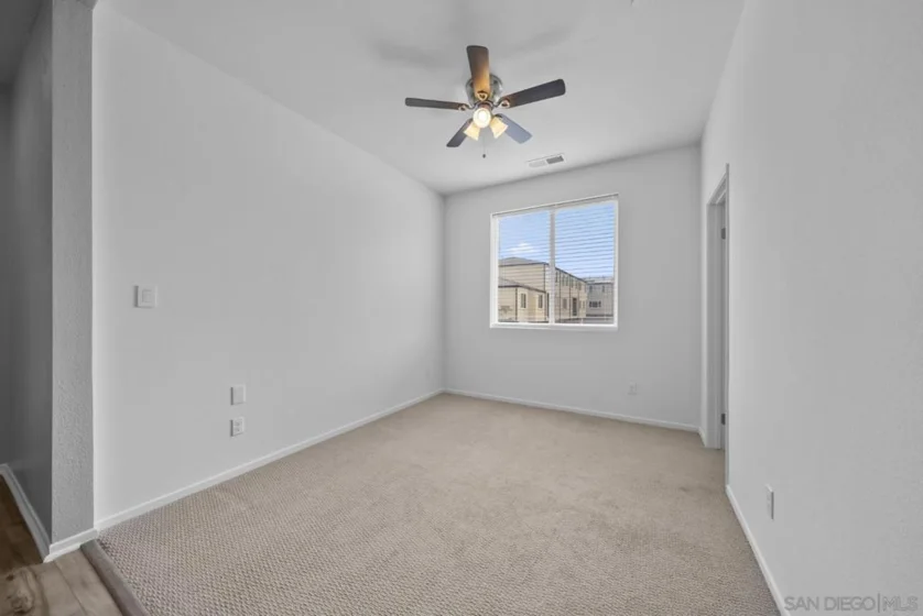 5223 Surfwalk Way #111 photo 38