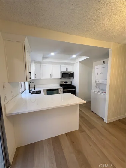 12246 Carnation #b Lane #UNIT #B photo 17