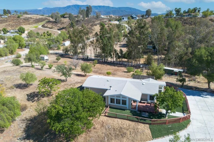 35205 Calle Nopal photo 40