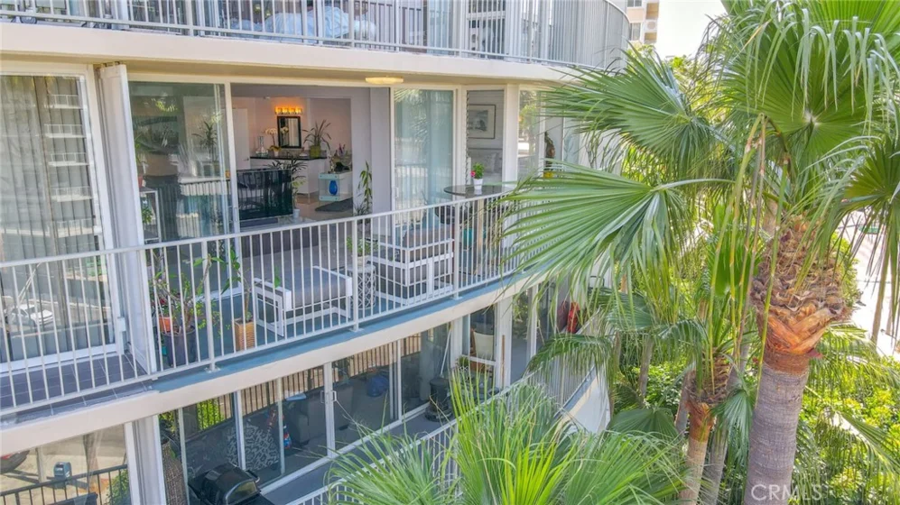 700 E Ocean Boulevard #1003 photo 1