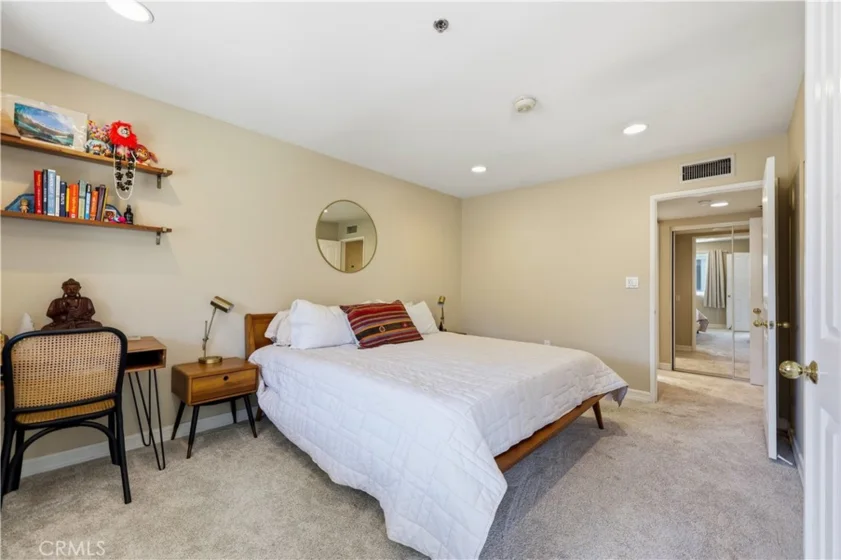 4501 Cedros Avenue #330 photo 18