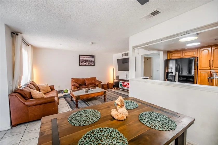 300 E Chestnut #300Q photo 5