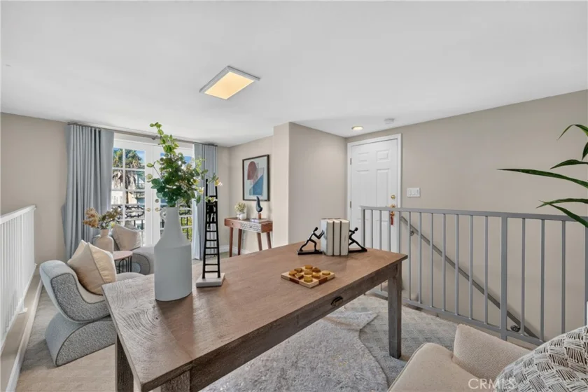 1820 Holmby Avenue #1 photo 15